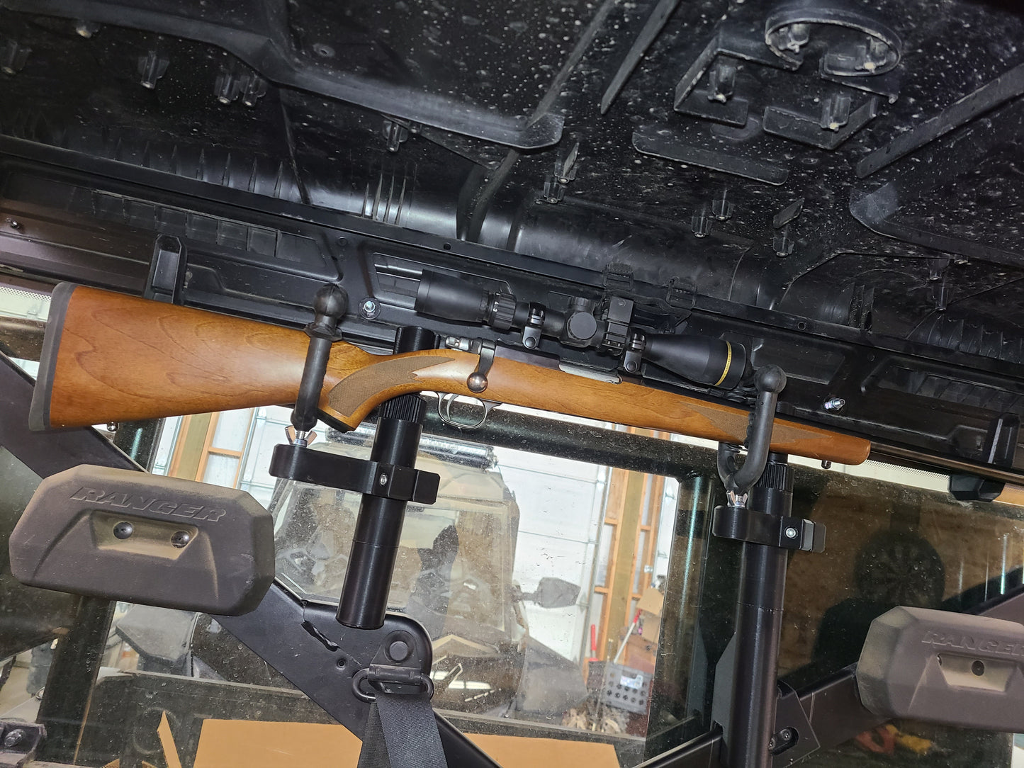 Polaris Ranger 900/1000 (Full Size) Rear Window, 1 Place Rifle Mounting System. Does not fit 1500.