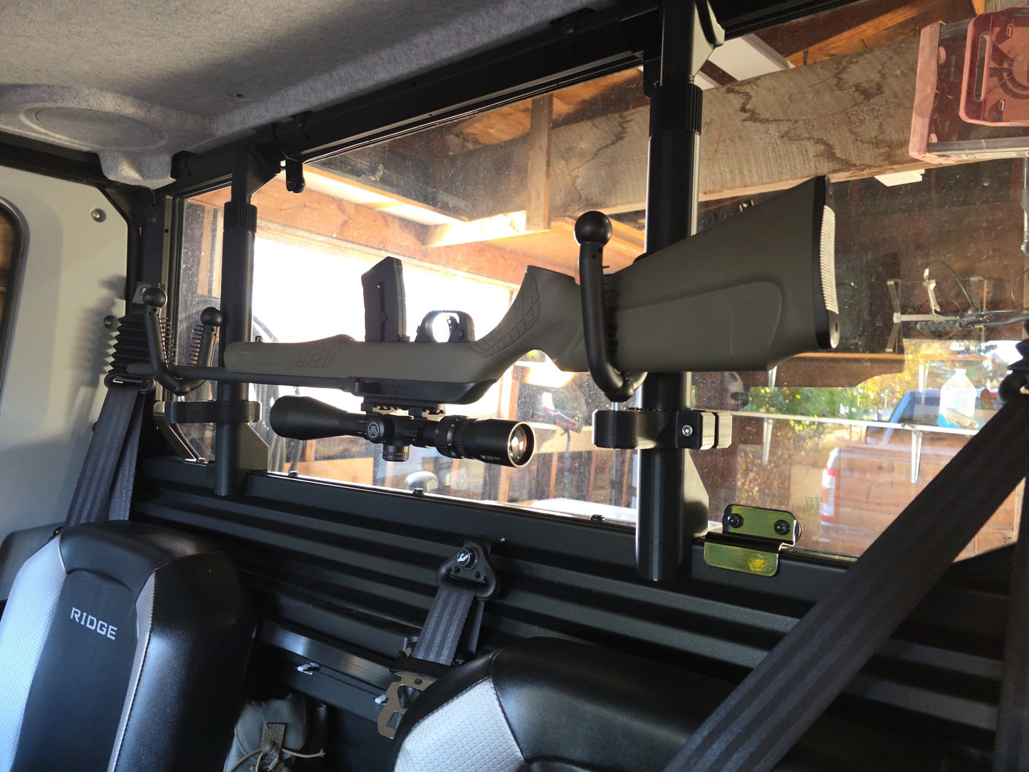 Kawasaki Ridge / Ridge Crew Rear Window, 1 and 2 Place Rifle Mounting System