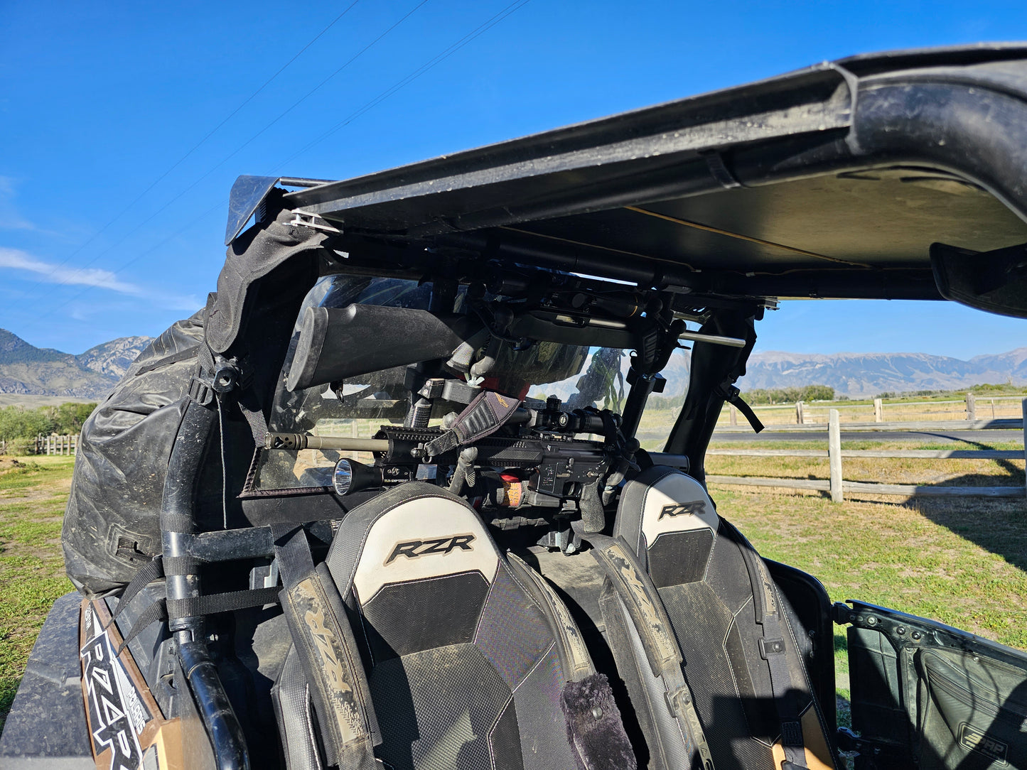 Polaris RZR 1000XP, XP4 and Turbo XP Variants, Rear Opening, 2 Place Rifle Mounting System, 2014-2023