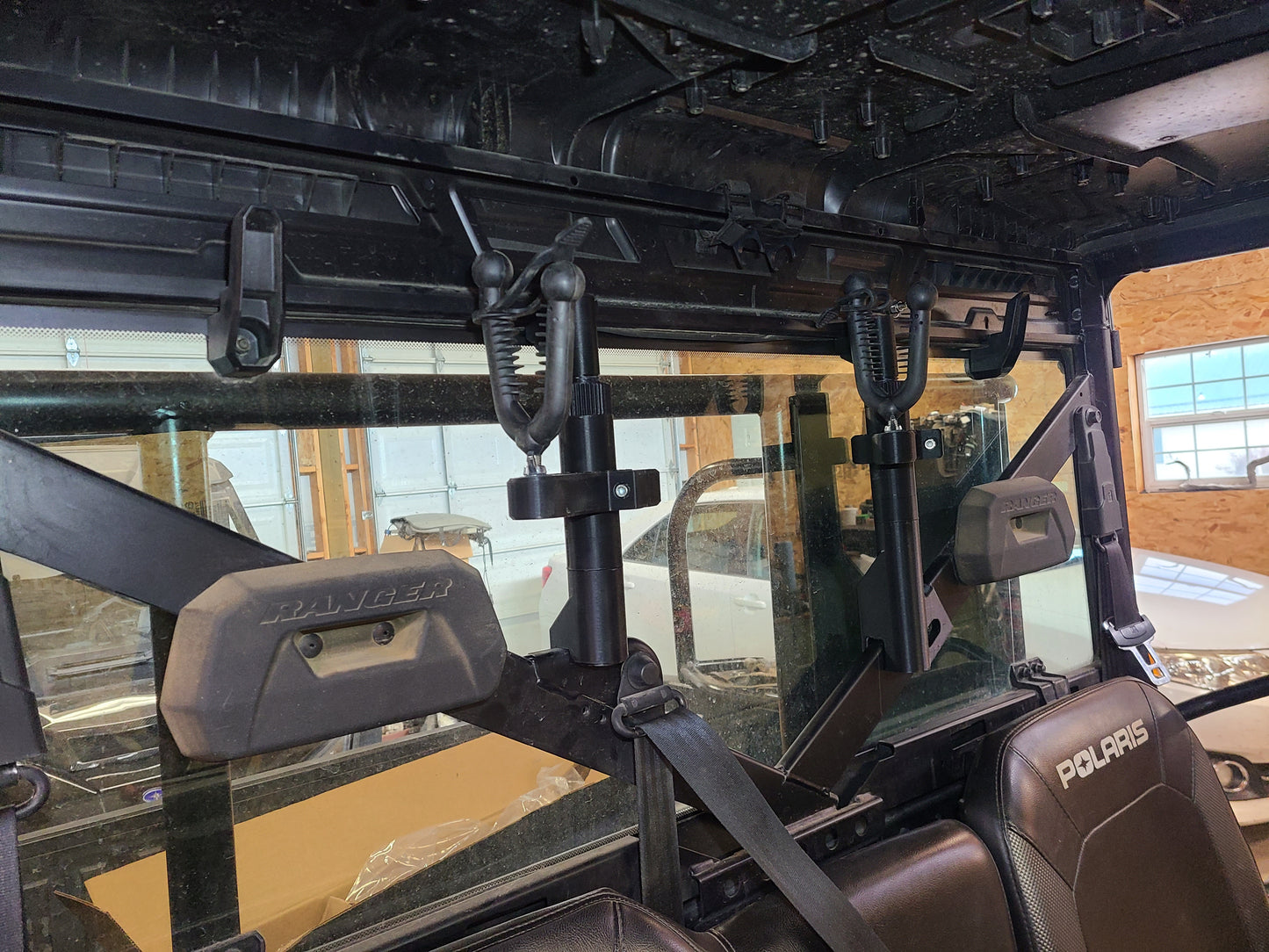 Polaris Ranger 900/1000 (Full Size) Rear Window, 1 Place Rifle Mounting System.  Does not fit 1500.