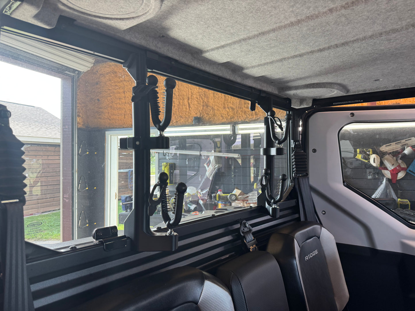 Kawasaki Ridge / Ridge Crew Rear Window, 1 and 2 Place Rifle Mounting System